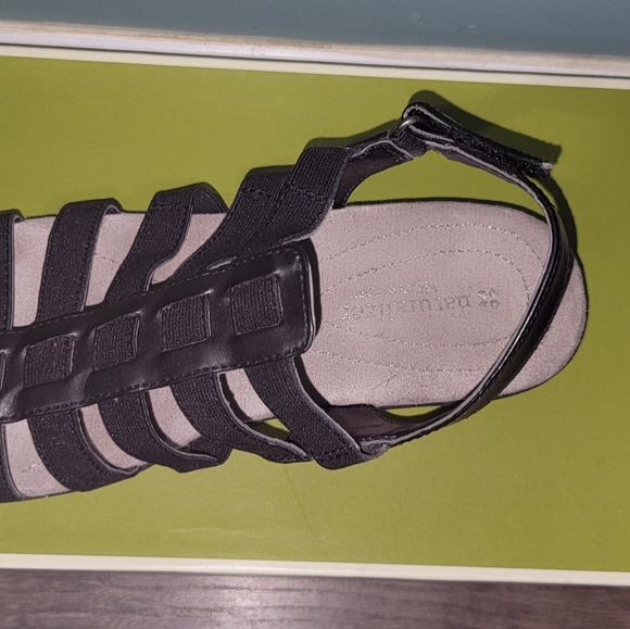 Naturalizer 7.5 M black shoe - Picture 3 of 4